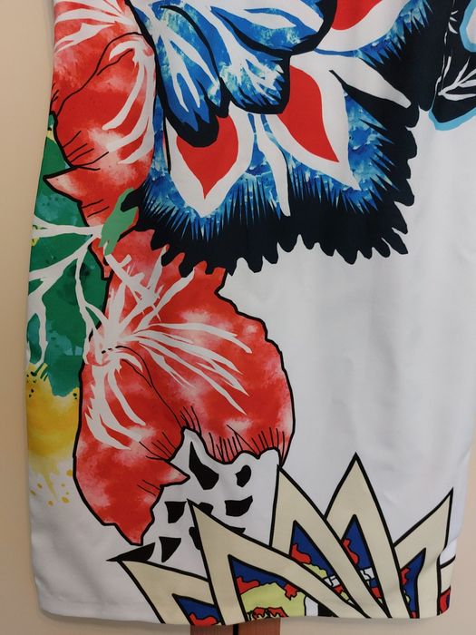 Нова рокля Desigual