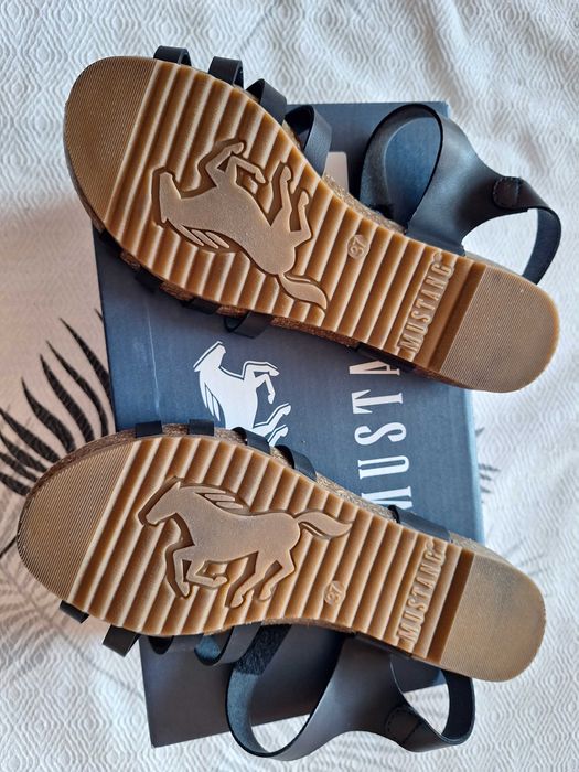 Дамски сандали Mustang