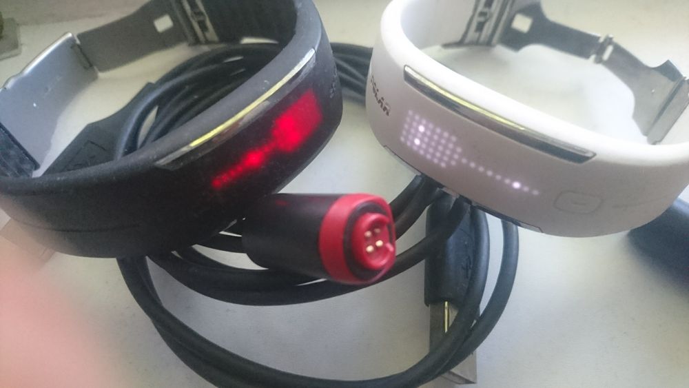 2 bratari fitness Polar loop