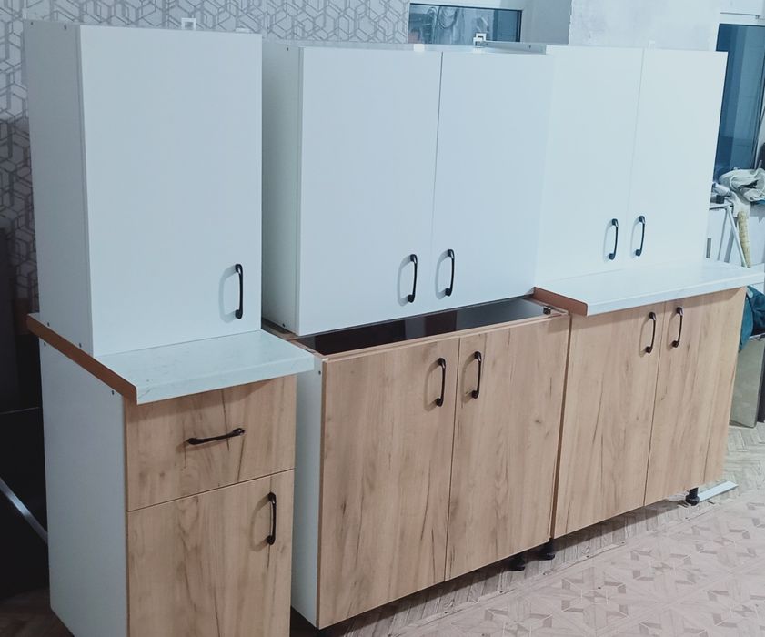 Кухонный гарнитур новый