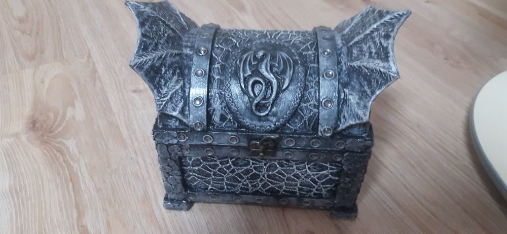 Шкатулки ручной работы