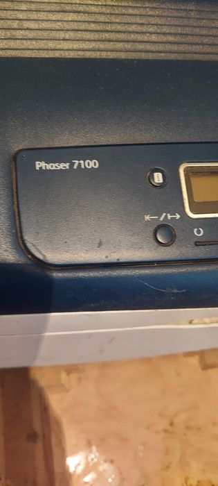 Принтер лазерный цветной Xerox Phaser 7100N