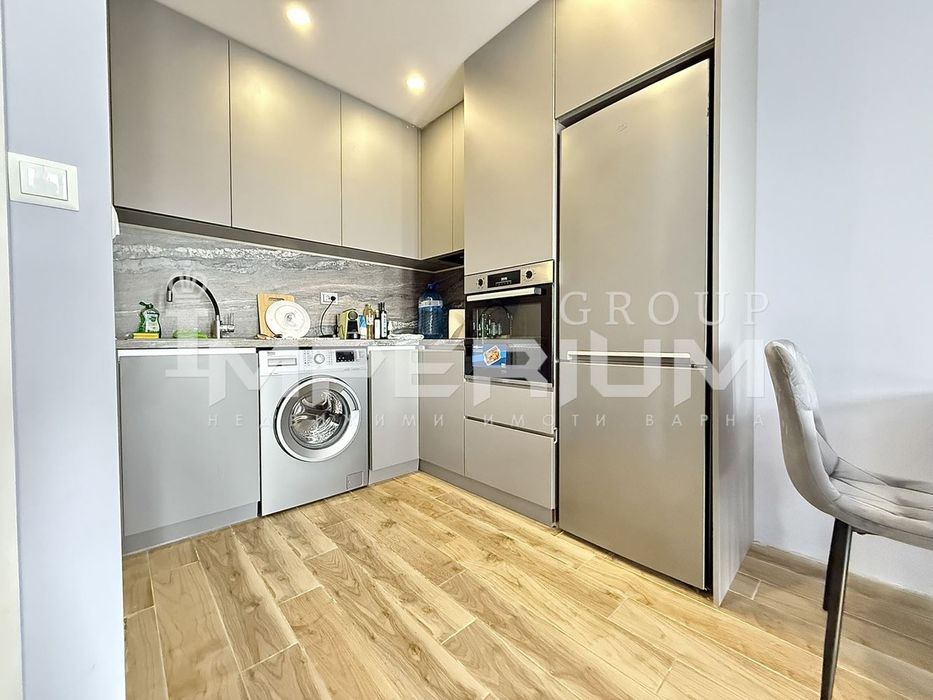 Дава се под наем Двустаен апартамент в Варна, Кайсиева градина - 65 кв.м за 484.5 € - Снимка #6