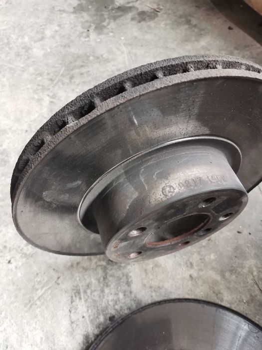 Предни спирачни дискове ЗА БМВ Х3 2012 оригинални