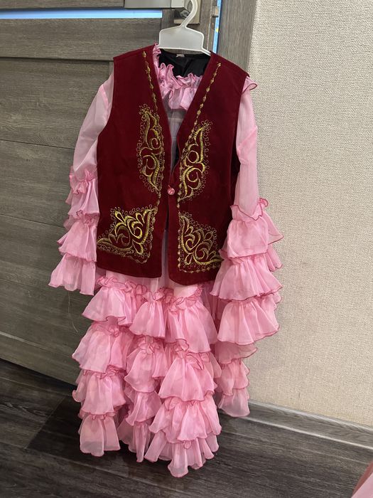 Костюмы национальные