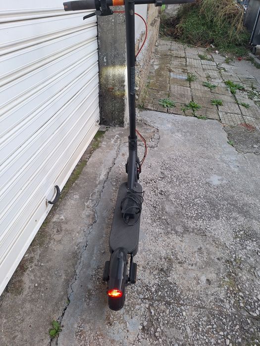 Тротинетка на ток, Xiomi 350 w.