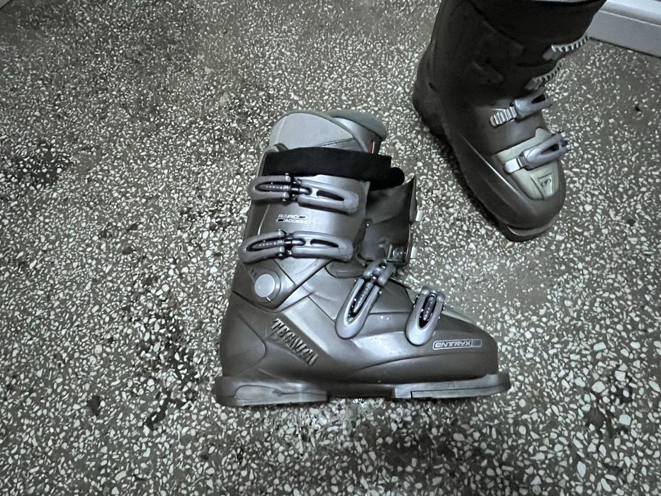 Clapari Ski Tecnica 26-26.5 marime 38.5-39