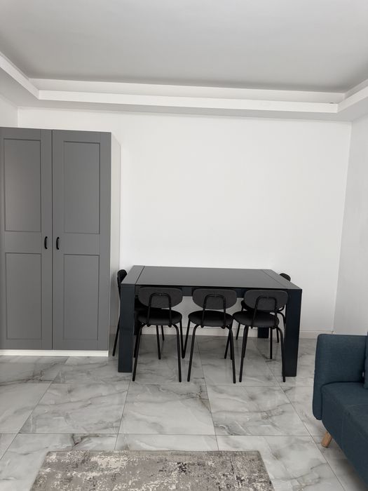 De inchiriat apartament 3 camere Parcul Tineretului