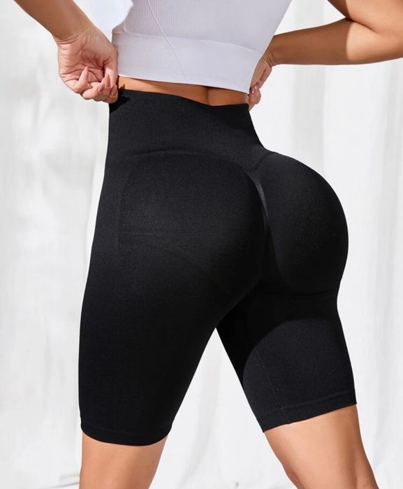 Спортни дамски клинове в зелено и черно