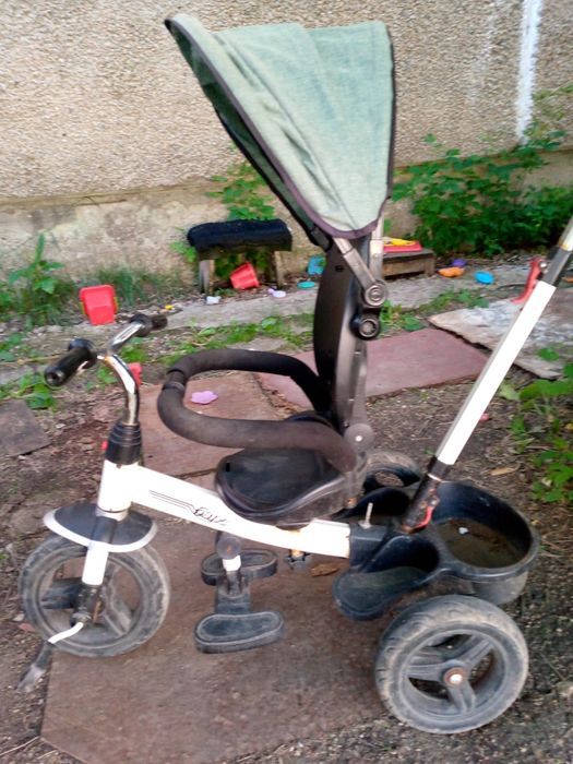 Продам трёх колёсный  детский велосипед
