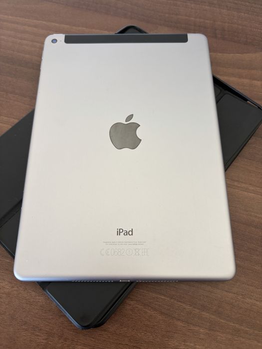 iPad Air 2 LTE + Apple Watch