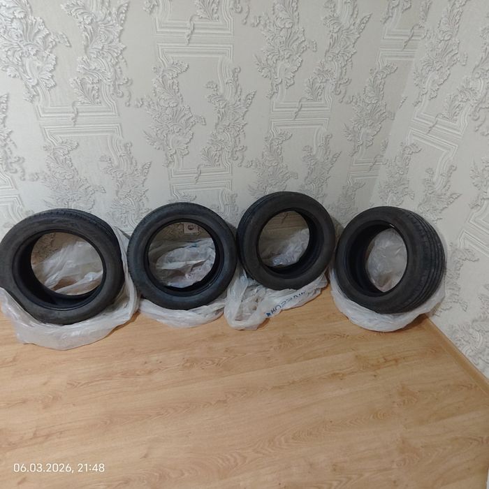 195/55 R15 продам 4 покрышки