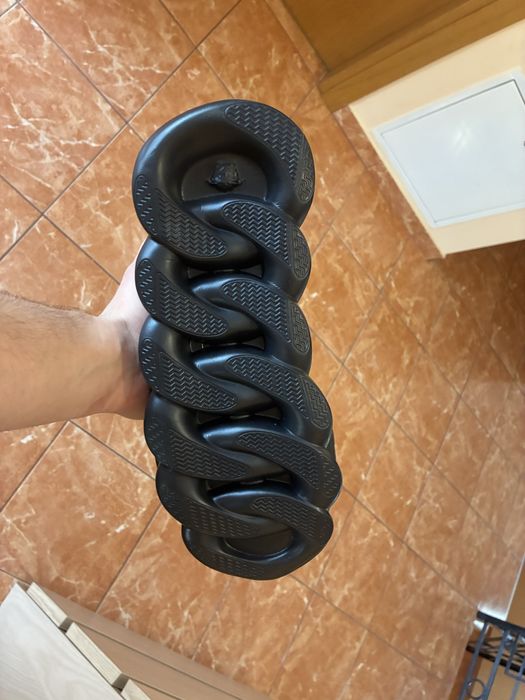 Versace Chain Reaction 39,41,42 negru