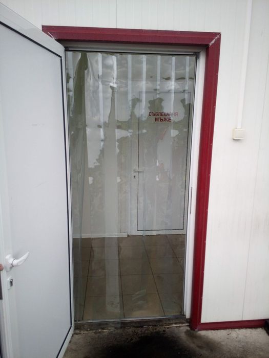 Прозрачни ресни за врати