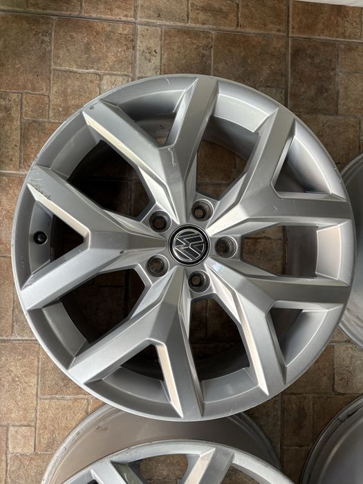Оригинални джанти Volkswagen VW Amarok 19" 5х120