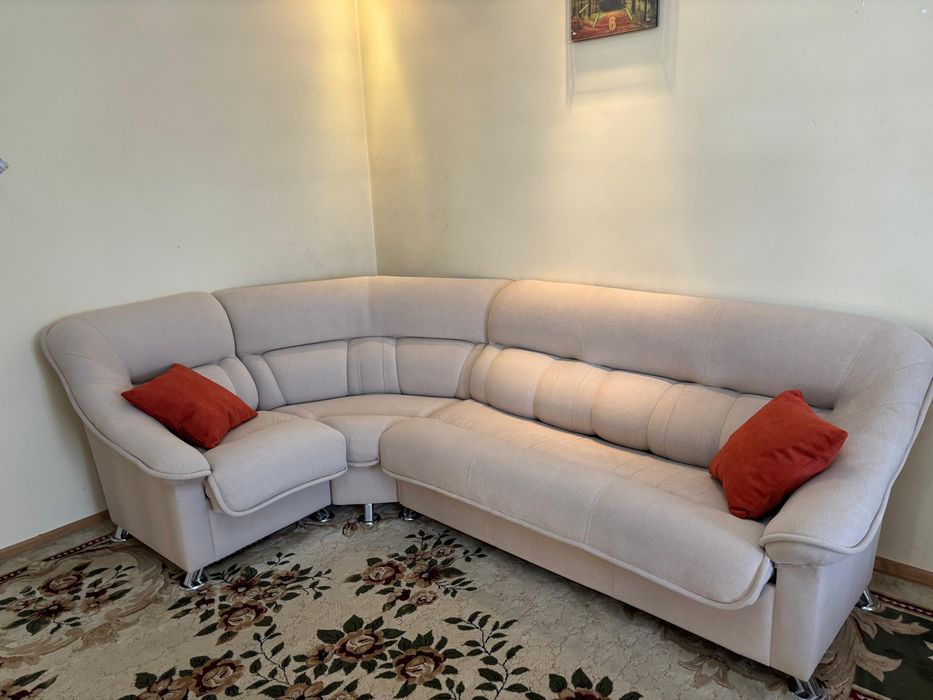 Перетяжка дивана