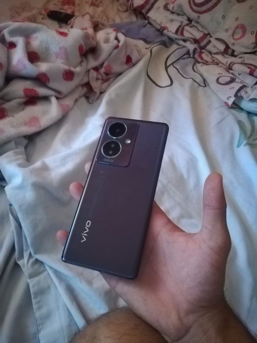 Schimb vivo v 29 lite 5g ca nou