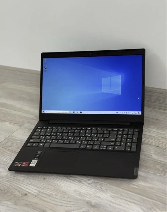 Продам ноутбук в отличном состоянии