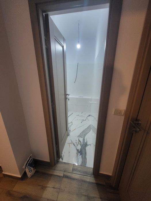 3 camere decomandat Mioritei