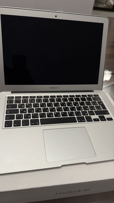 Ноутбук макбук