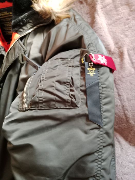 Мужской пуховик зимний.