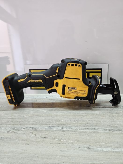 Dewalt Саблен Трион DCS369 18V.