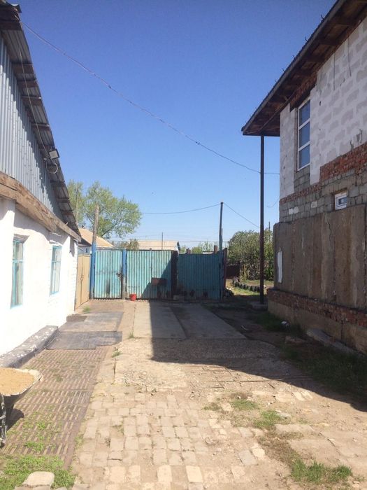 Продам дом в п.казахстанец