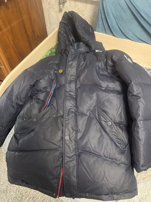 Продам куртку на подростка, рост 152
