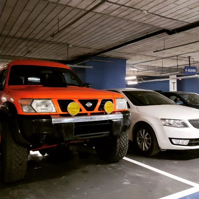 Nissan Patrol y61 3.0d manual 10k off road