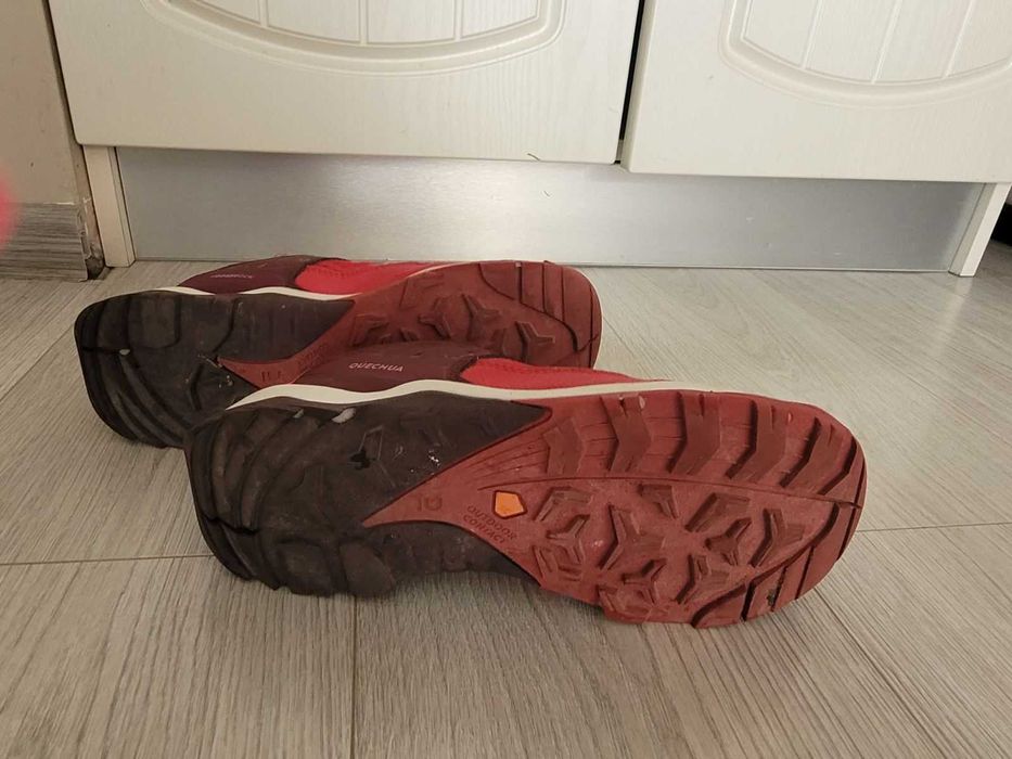 Детски обувки за планина - момиче. 37 номер. Цена 39лв