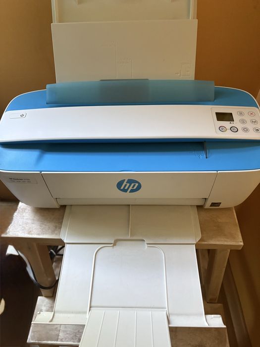 HP 3720 принтер и скенер в едно