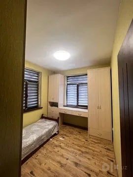 Срочно.СВОЯ Юнусабад  метро Шахристон в новостройке квартира