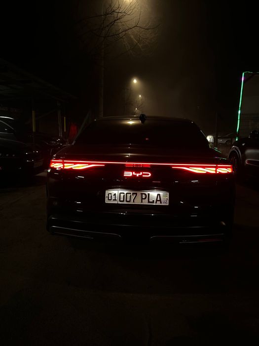 Продаётся BYD HAN L 2.7 секунд