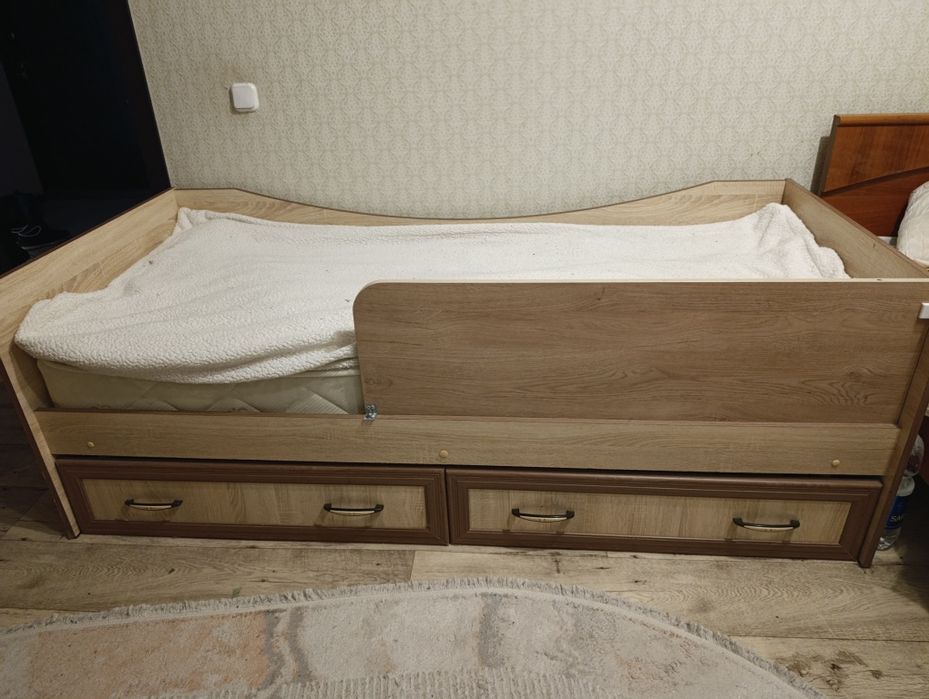 Продам кровать не дорого