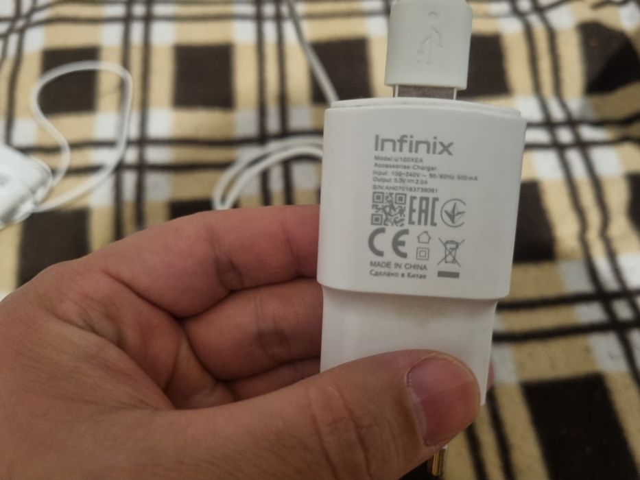 Продаю смартфон  Infinix smart 7 hd