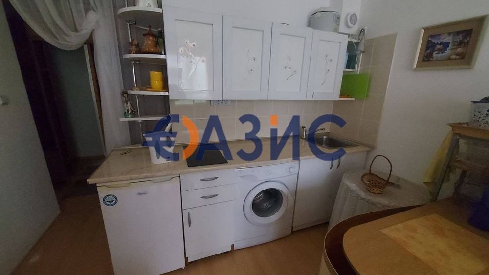 Продава се Едностаен апартамент в к.к. Слънчев бряг - 34 кв.м за 570 €/кв.м - Снимка #4
