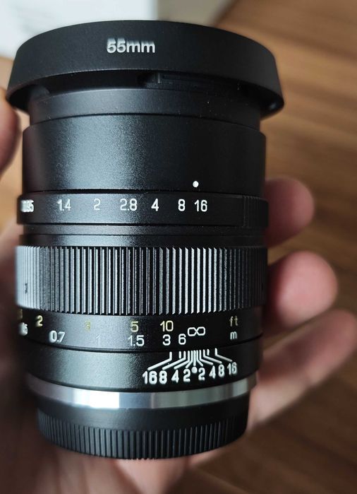 Mitakon Speedmaster 35mm f/0.95 Mark II pentru Fuji X Mount