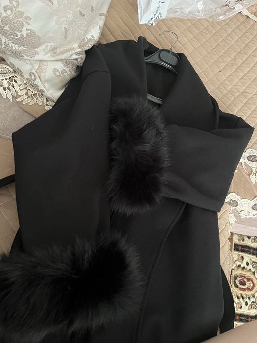 Укороченное пальто