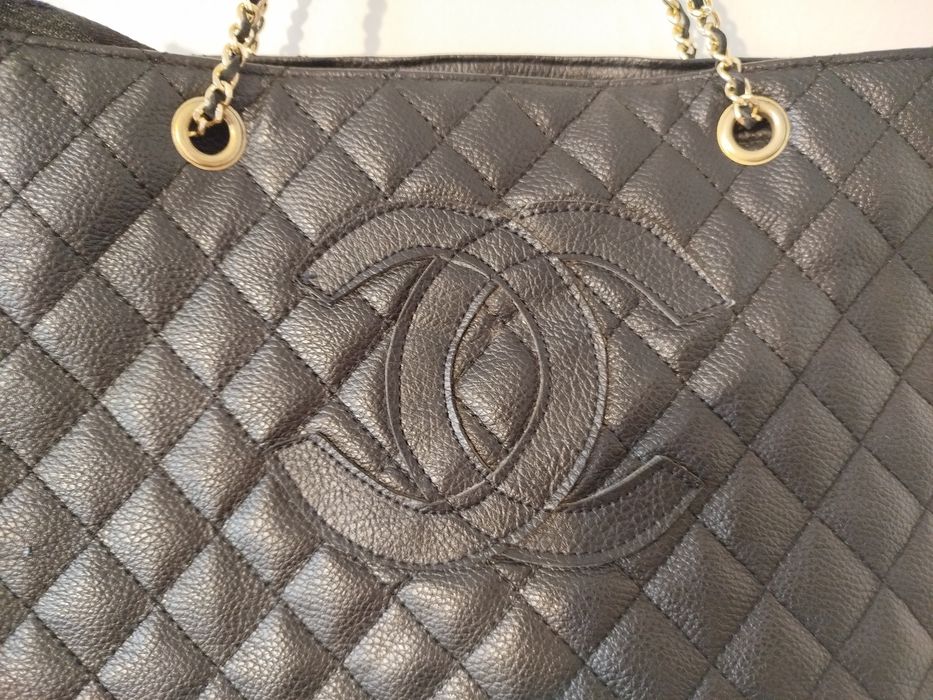 Chanel vintage bag