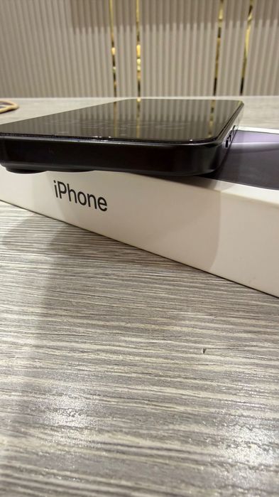 Iphone 16 Pro Max 256 сотилади