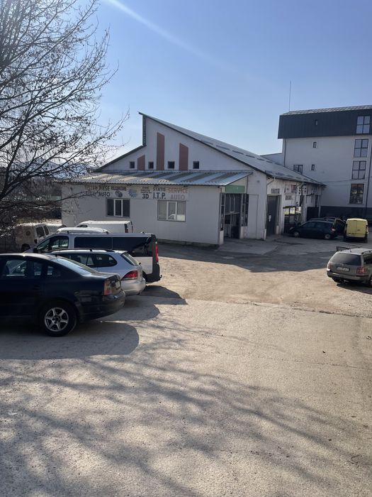 Inchiriez spatiu comercial(hala) Horezu 105mp