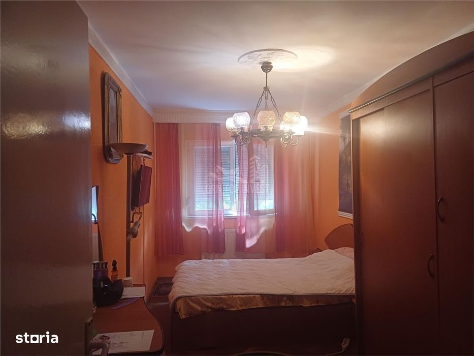 Apartament etajul 1 cu 4 camere si 2 bai in Vasile Aaron