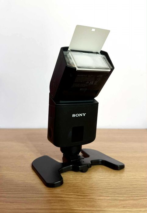Blitz extern Sony HVL-F32M cu husă și suport – stare excelentă