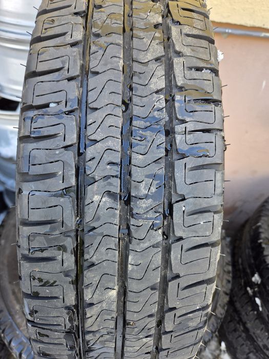 Anvelope MICHELIN 225/75/16C