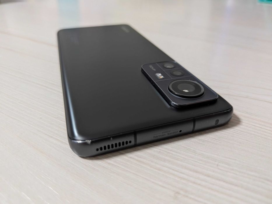 Срочно продам смартфон Xiaomi 12X 8/256 с поддержкой 5G