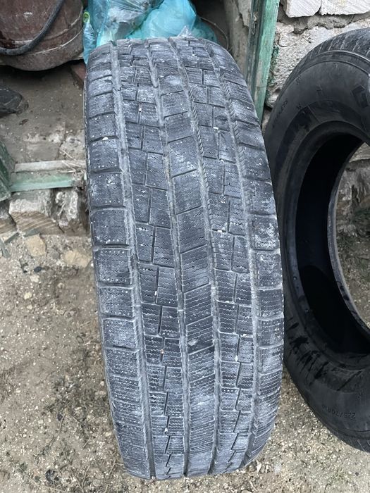 225/70R16 сатылады