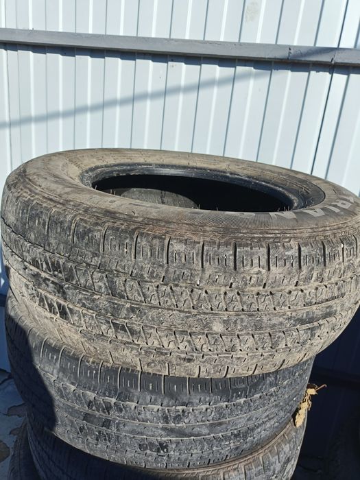 Резина летняя 265/65R17