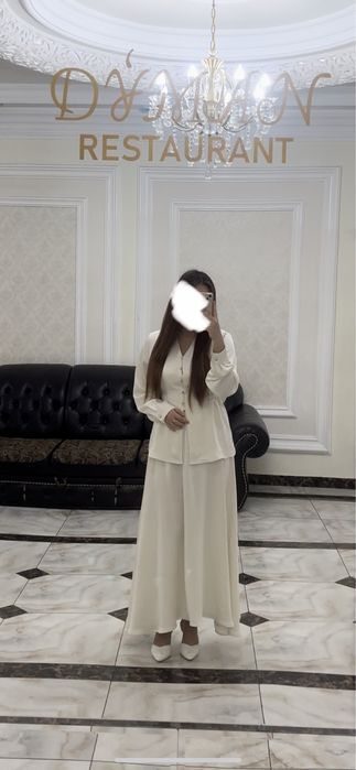 Вечерние платьеее