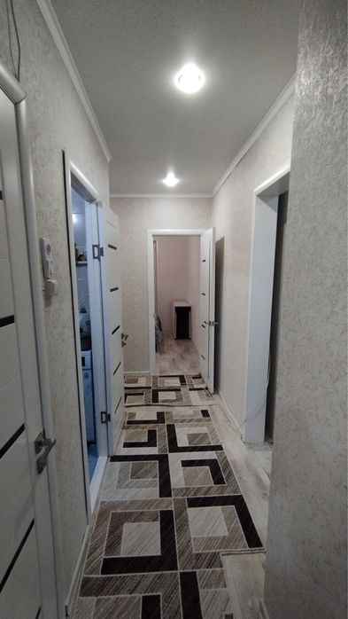 Продам 4-х комн квартиру