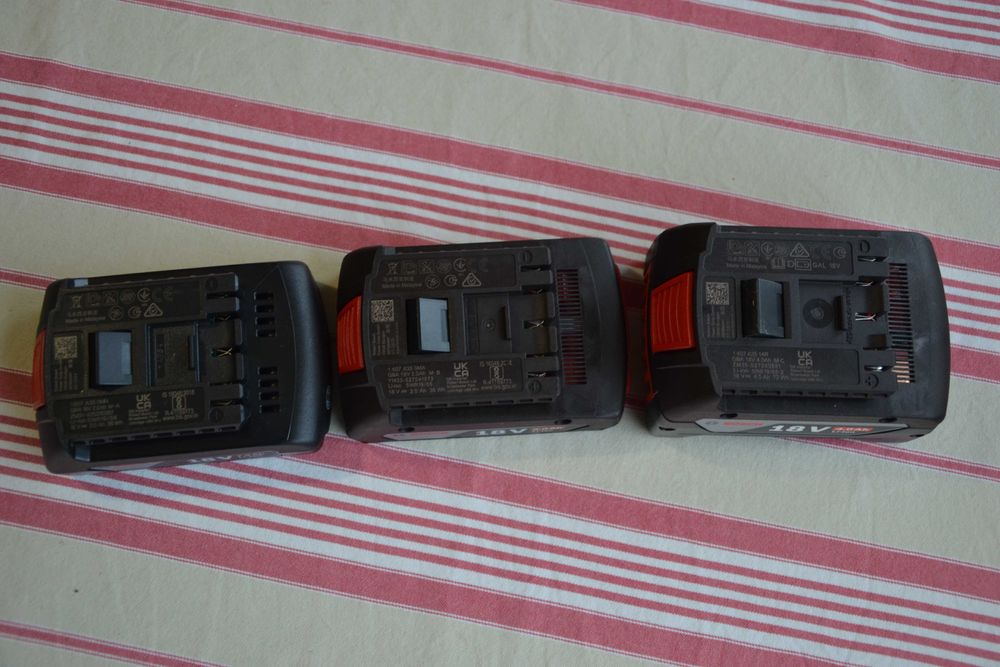 Нова батерия Bosch 18V